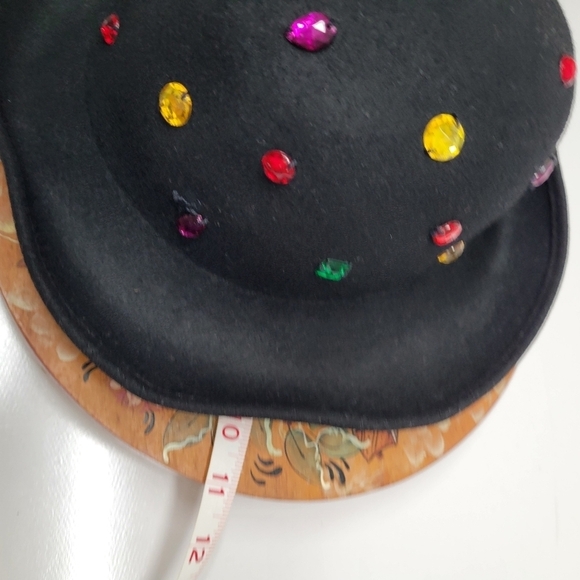 Vintage Wool Bejewled Made in Italy Black Hat Silver Studs Felt 60s Retro‎ - Picture 17 of 17